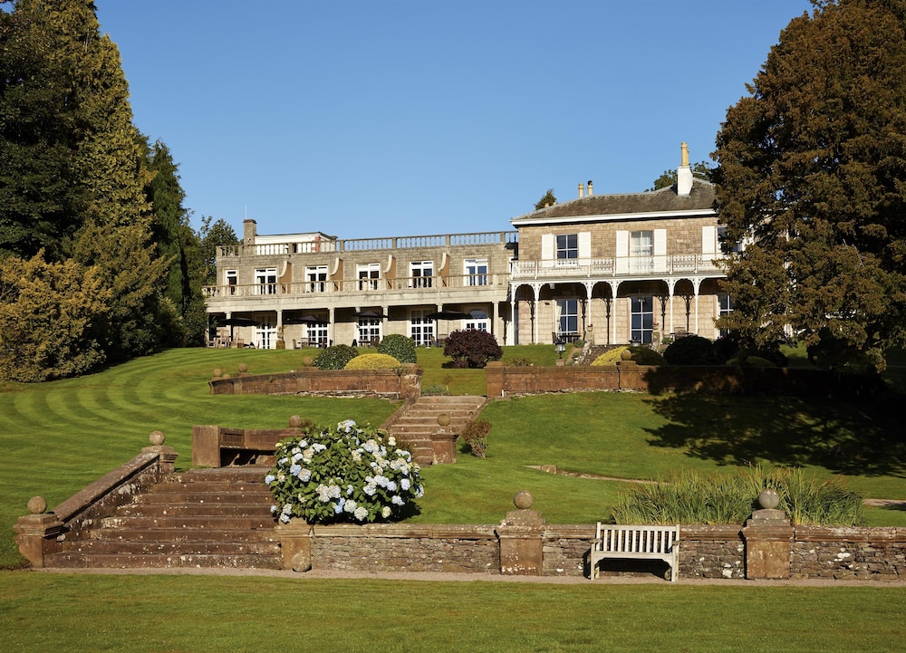 Macdonald Leeming House 36/50