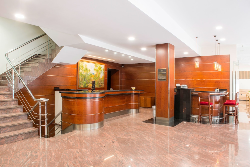 Hotel Elche Centro Affiliated By Melia 4/54