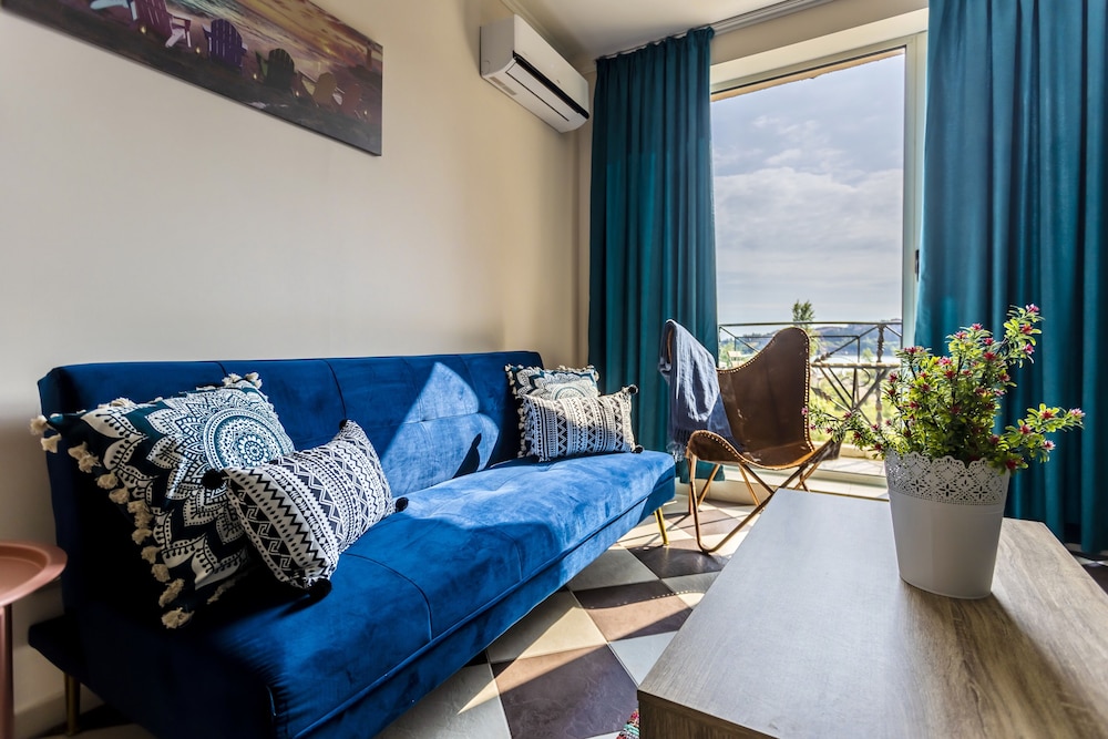 Hacienda Beach Resort 38/70