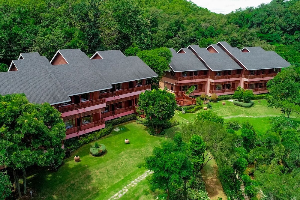 Valley Garden Resort 45/50