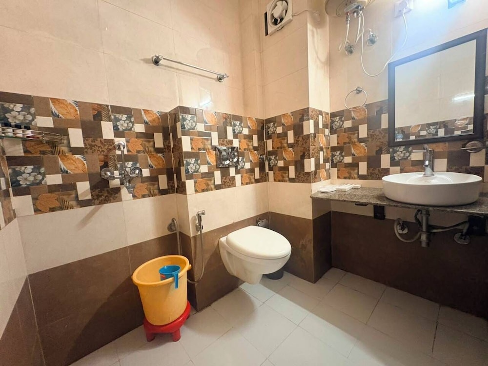 Damyanti Residency Hotel