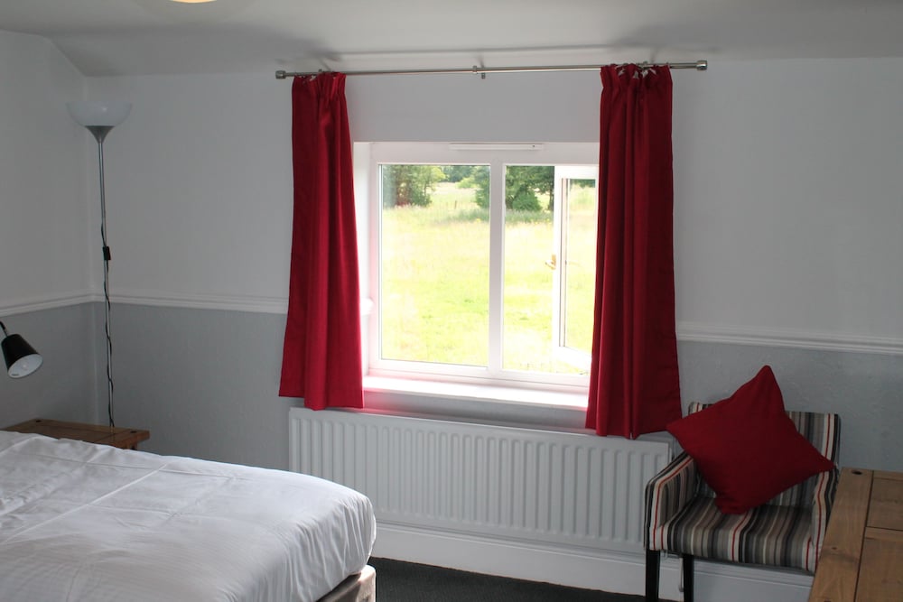 Oak Farm Hotel 19/40