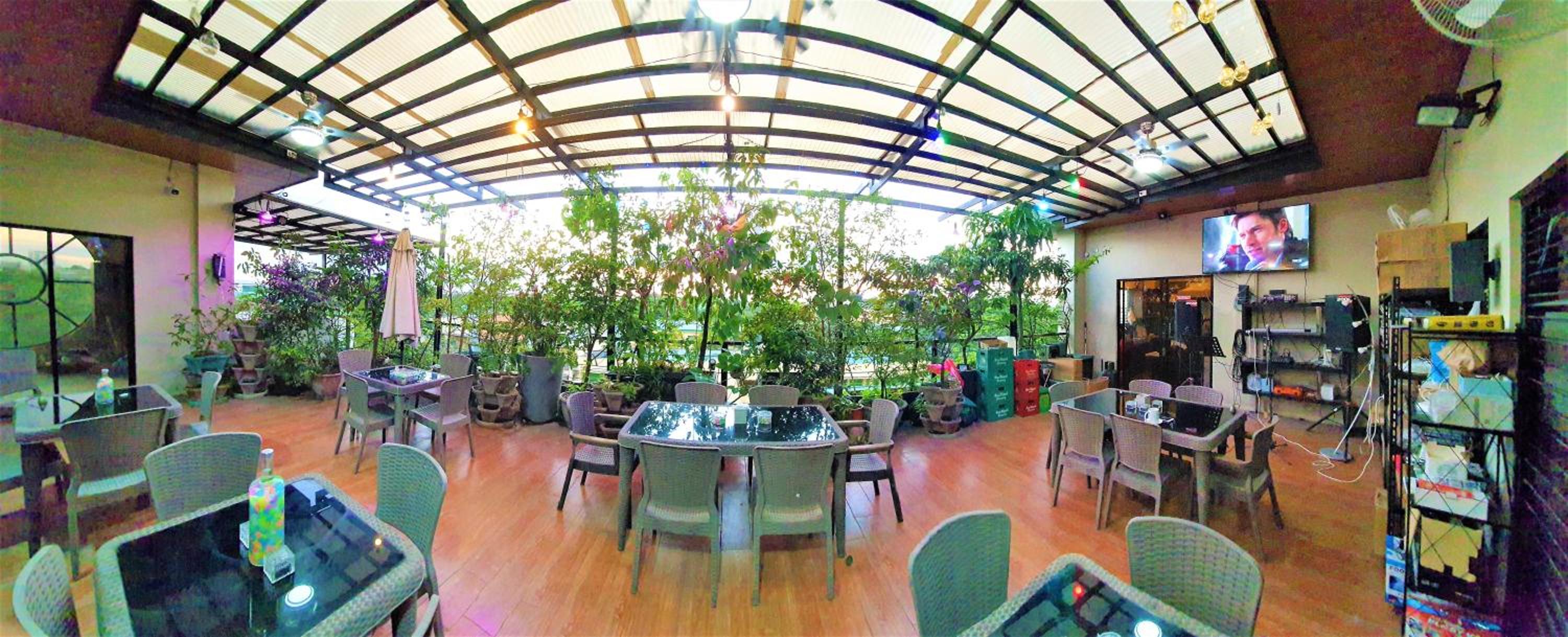 Oyo 108 Spiral Suites 43/50
