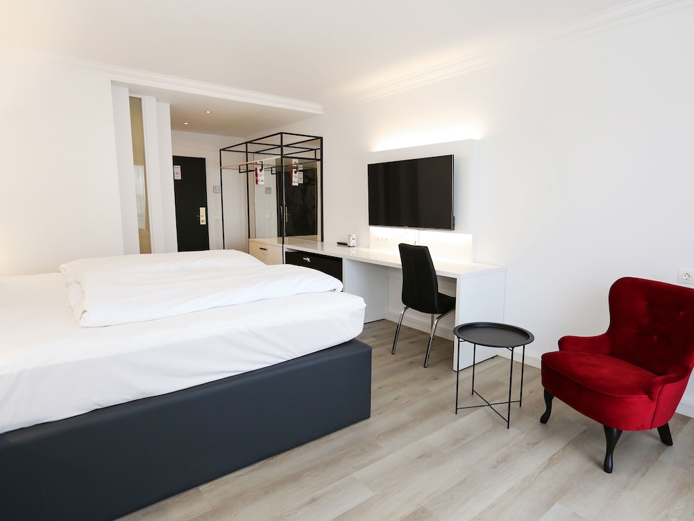 COMFORT, DOUBLE BED