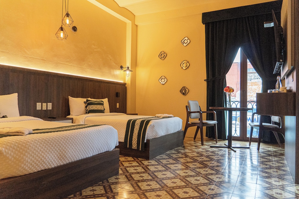 غرفة جونيور بسريرين مزدوجين، Casona Oaxaca 4/10