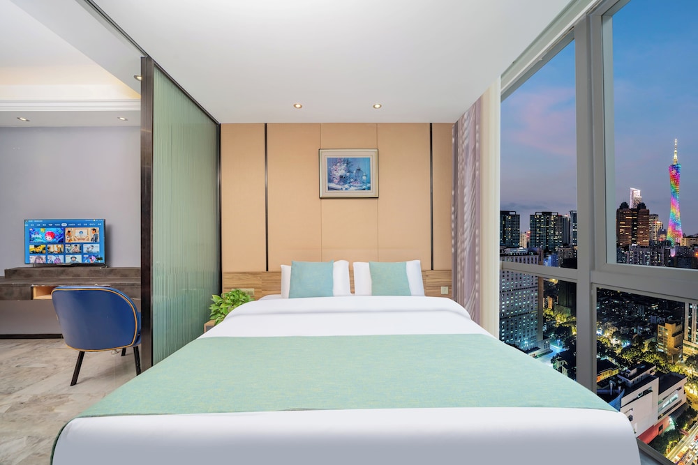 Weekend International Apartment- Beijing Rd A-mall 35/50