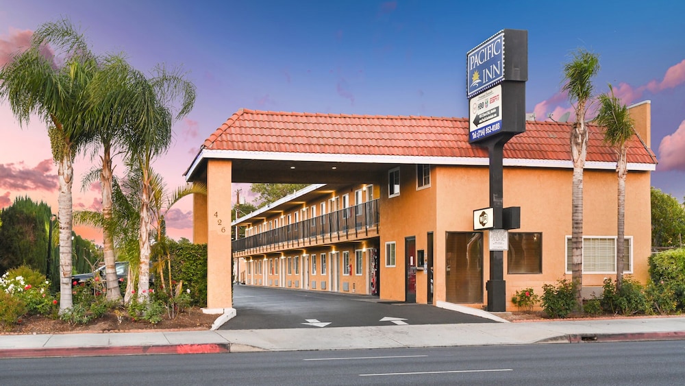 Pacific Inn Anaheim 1/24