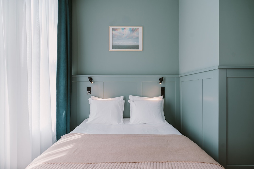 COMFORT, DOUBLE BED