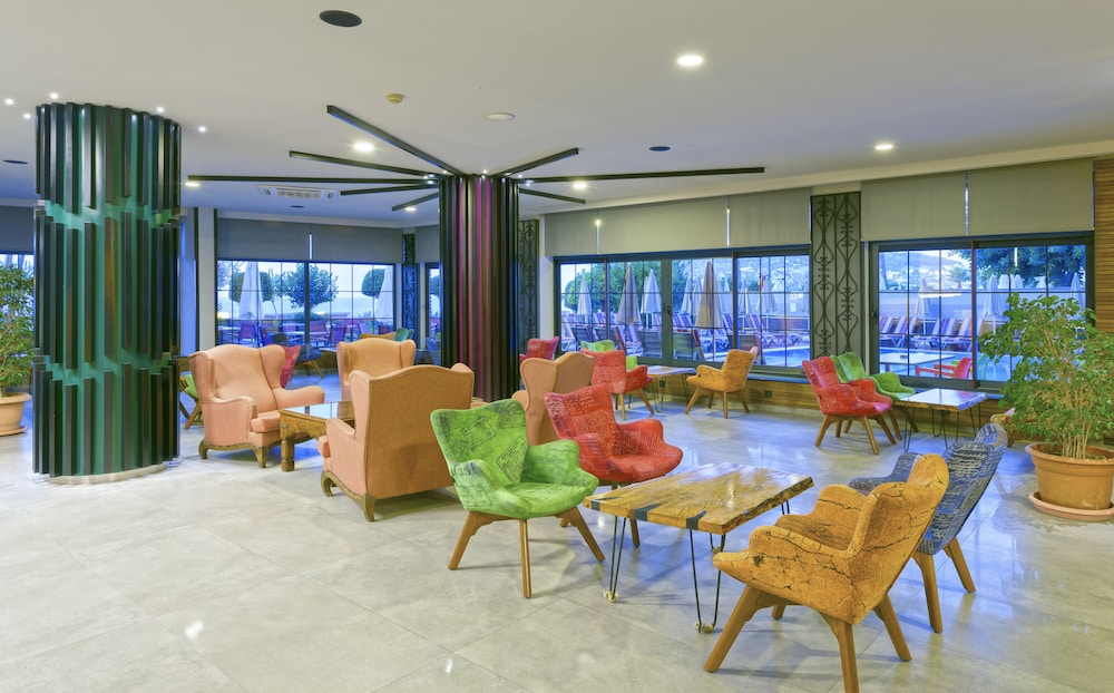 Monart City Hotel All Inclusive 33/62