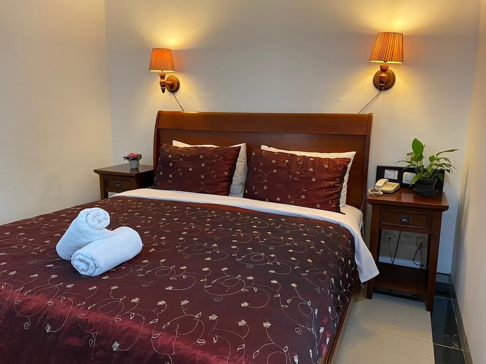 La Nostalgie Boutique Hotel 12/42