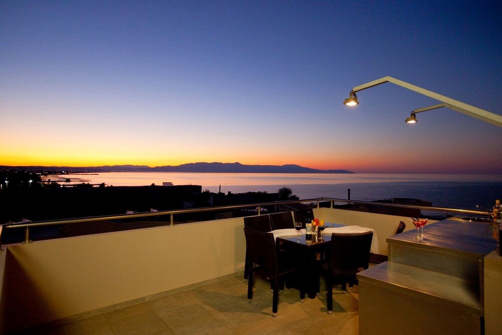 Sandy Point Villas Chania 40/50