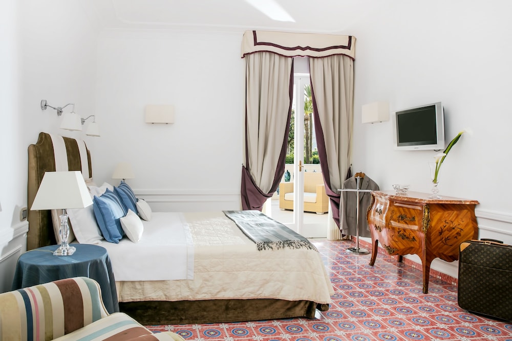1 Bedroom, Superior, Triple, 1 Double and 1 Single Bed, Park View