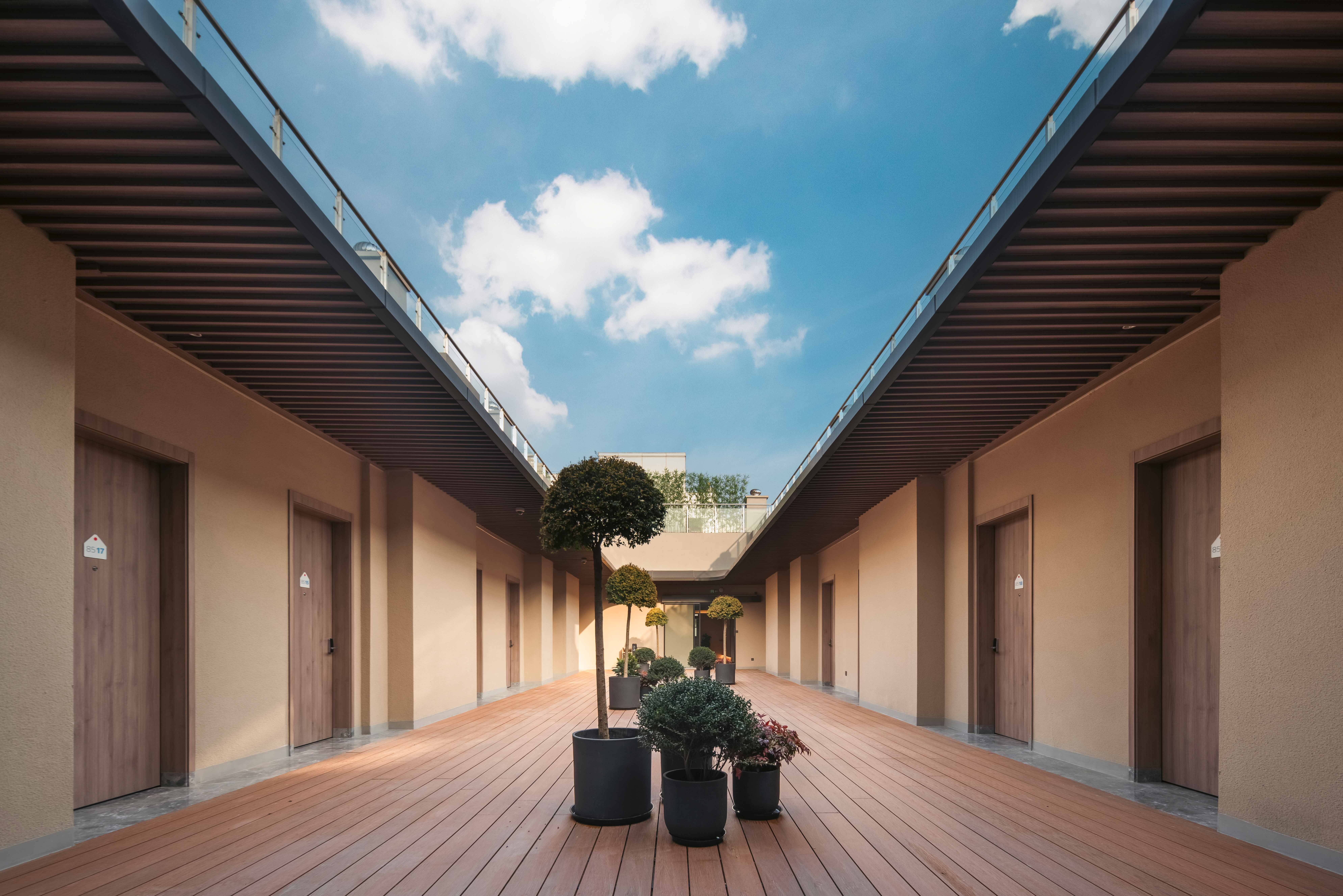 Holiday Inn Express Shanghai Hongqiao NECC 28/50
