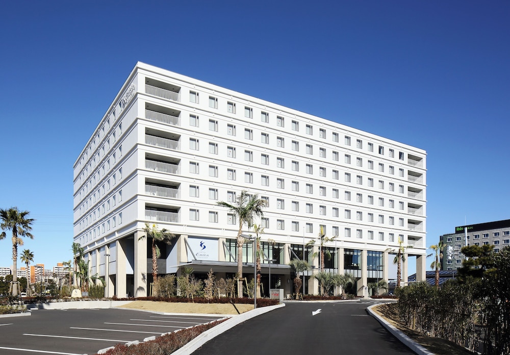 Emion Tokyo Bay 2/49