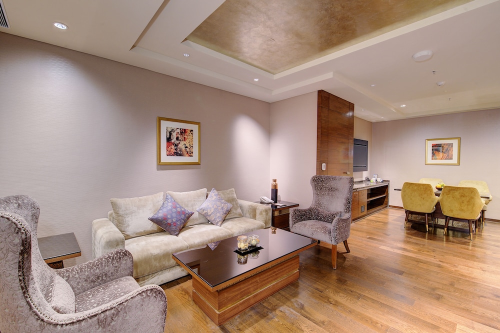 Niranta Airport Transit Hotel & Lounge Terminal 2 Arrivals 59/78