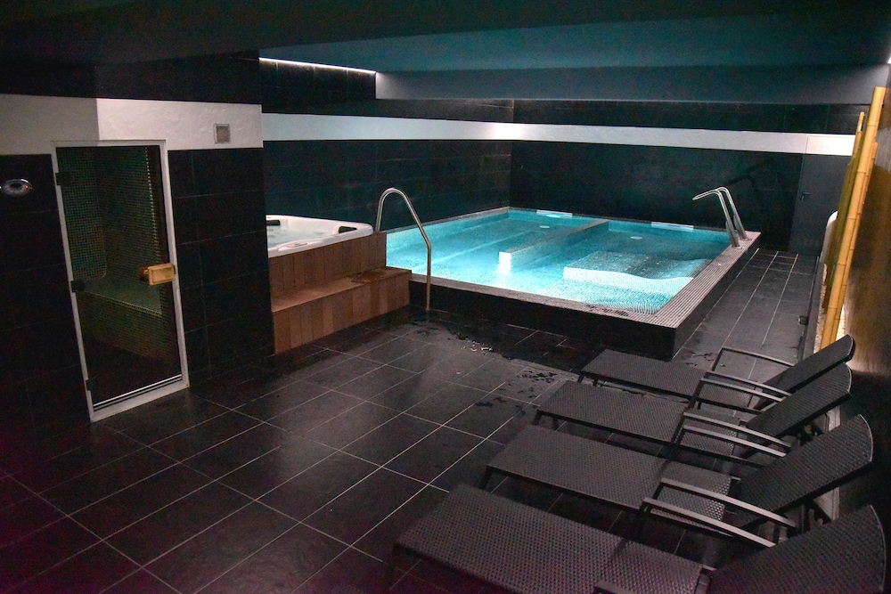 Douro Park Hotel 22/75