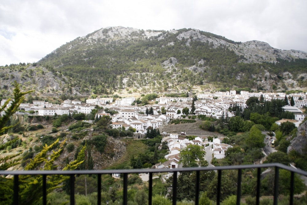 Hotel Villa De Grazalema 46/57