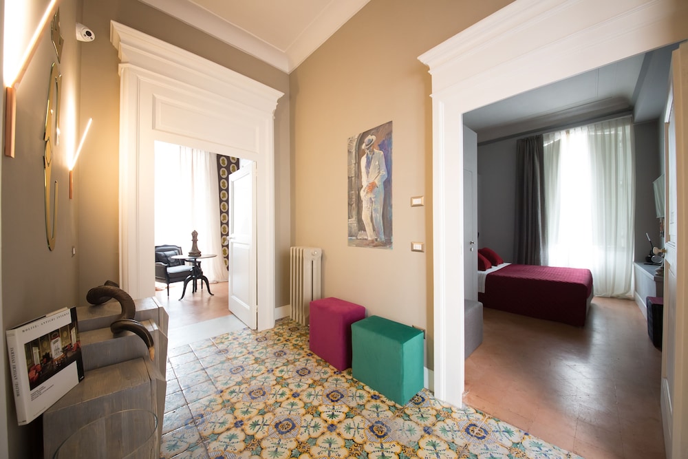 Palazzo Cannavina 36/50