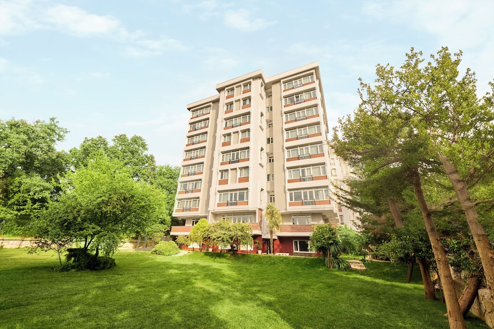The Marmara Camlica 1/21