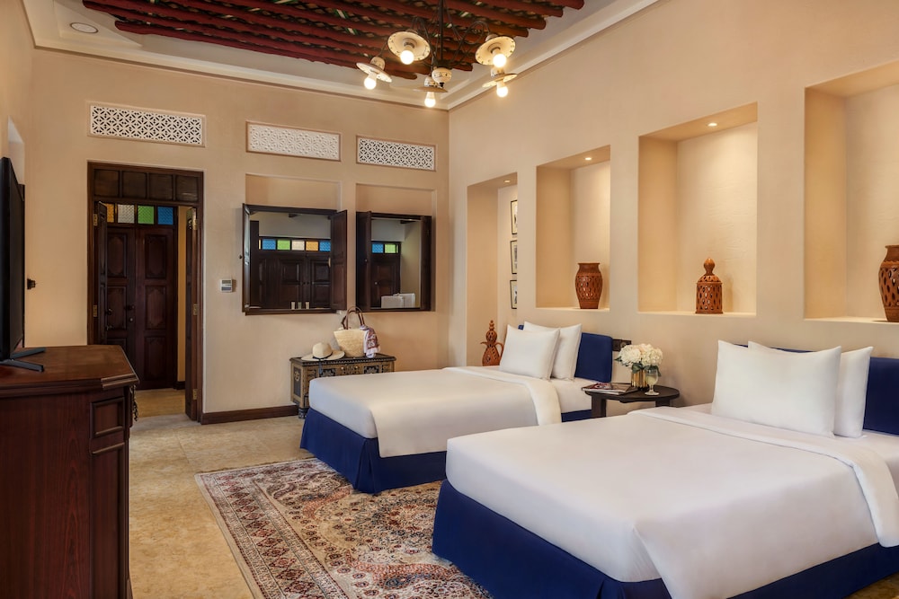 Al Maya Island & Resort 2/44