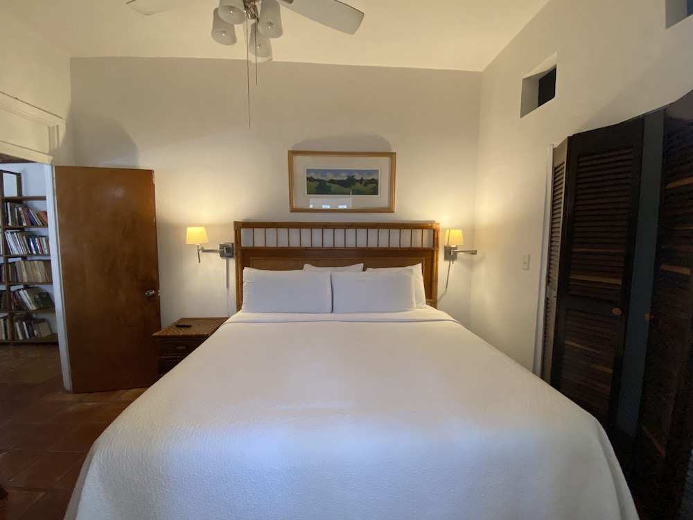At Wind Chimes Boutique Hotel 24/77
