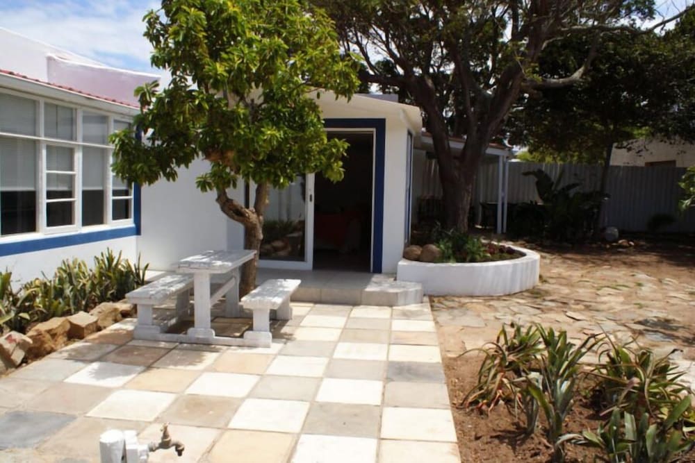 Mr Pell's House Self-Catering Accommodation 19/20