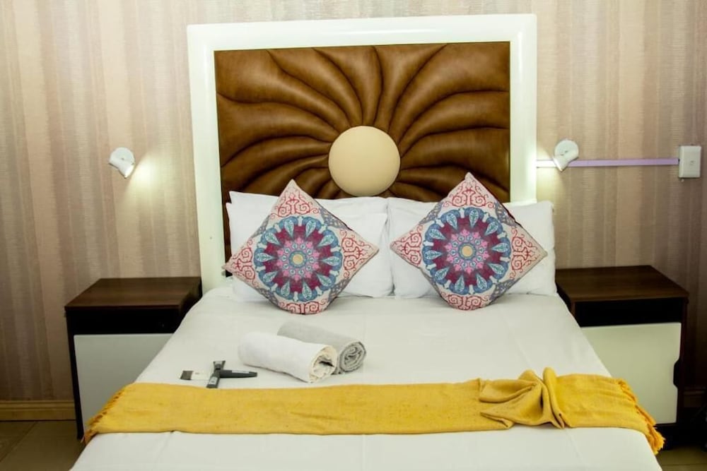 Vakhusi Bed and Breakfast 36/47