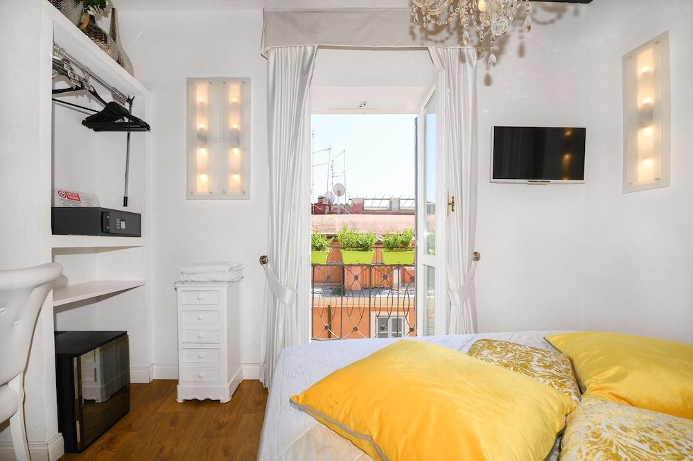 Domus Spagna Frattina Prestige Suite 8/50