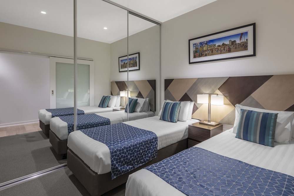 Wyndham Hotel Melbourne 22/37
