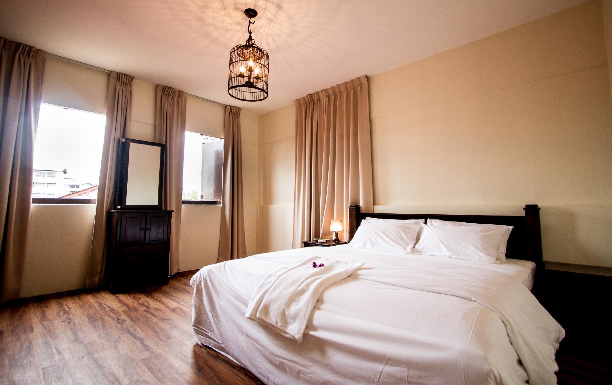 Deluxe, Double Bed, Hill View