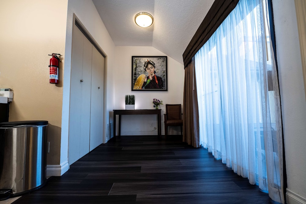 Best Western Westminster Inn 17/48