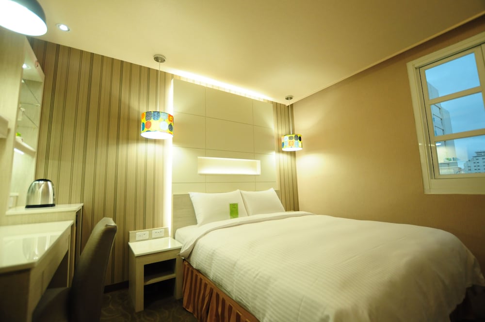 Kindness Hotel Zhongshan Bade 17/56