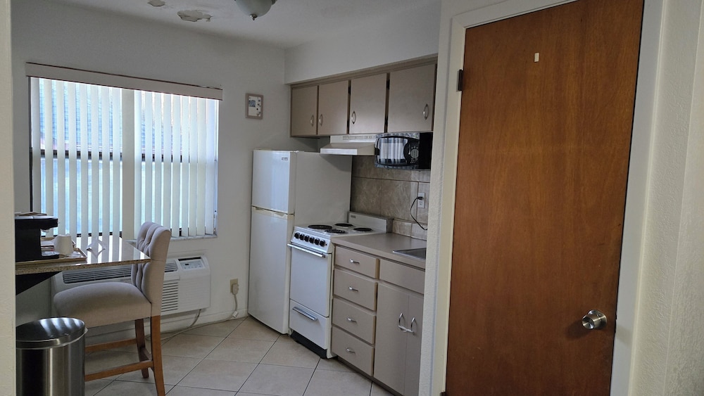 Merida Inn And Suites 9/50