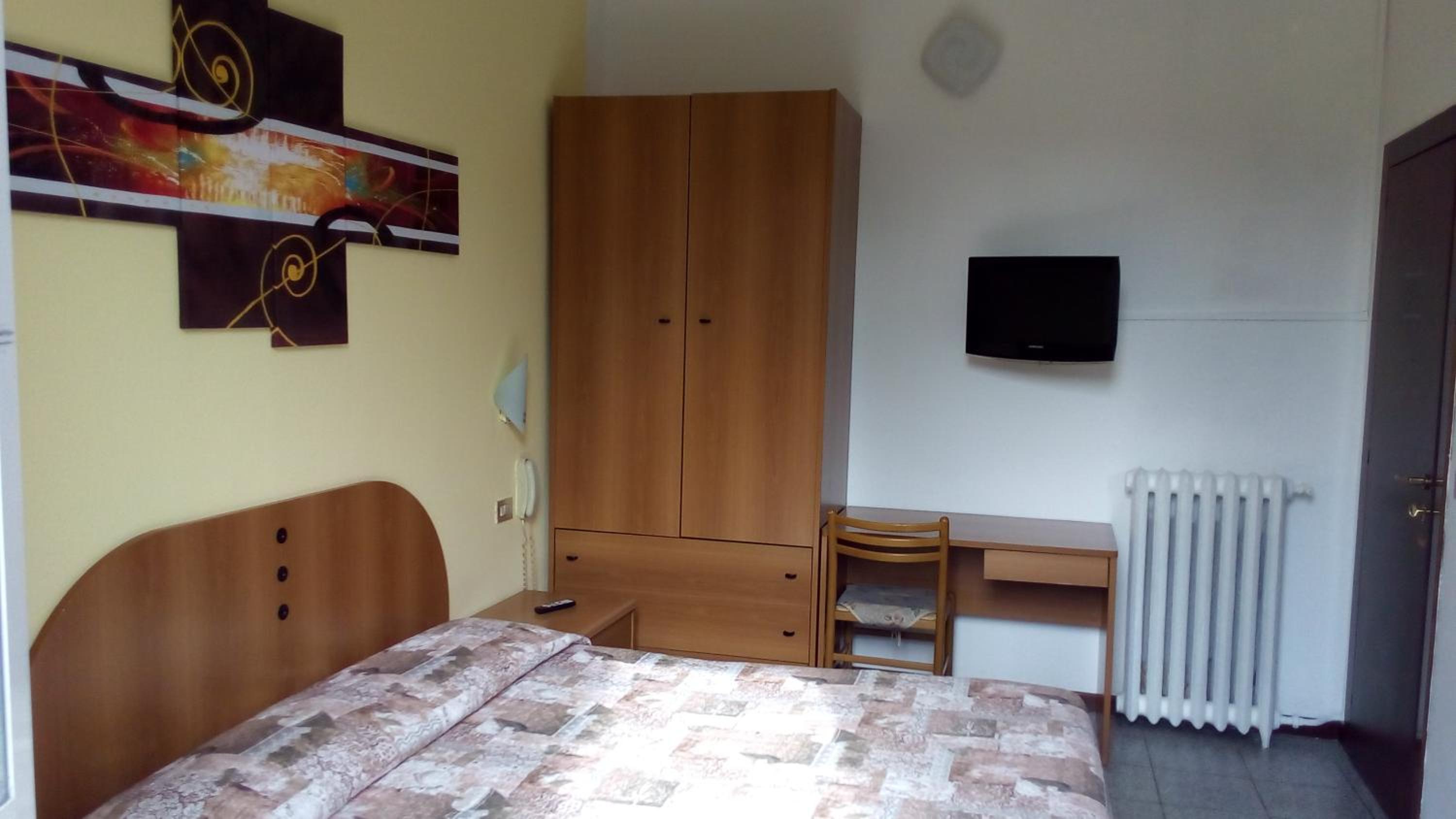 Hotel Tirreno 43/56