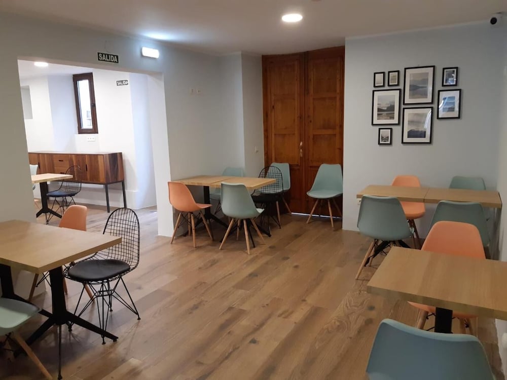 Hotel Puerto de Llanes 60/73