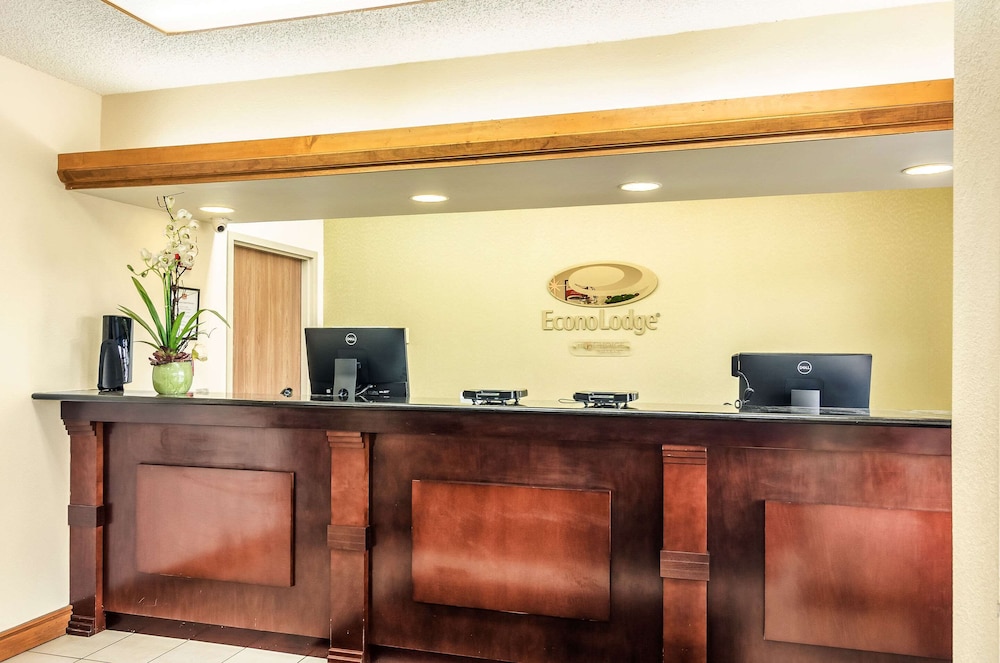 Econo Lodge Moss Point - Pascagoula 10/29