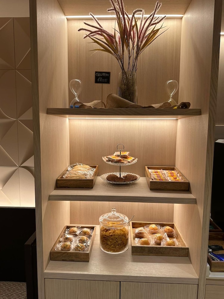 ARCELON HOTEL 10/50