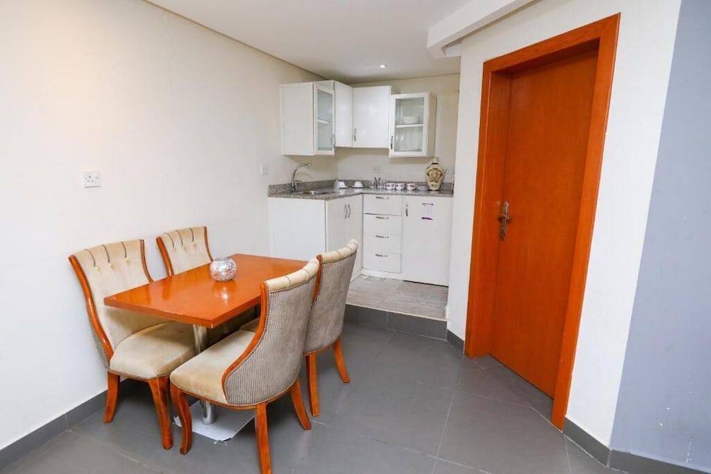 Magic Suite Abu Halifa 40/57
