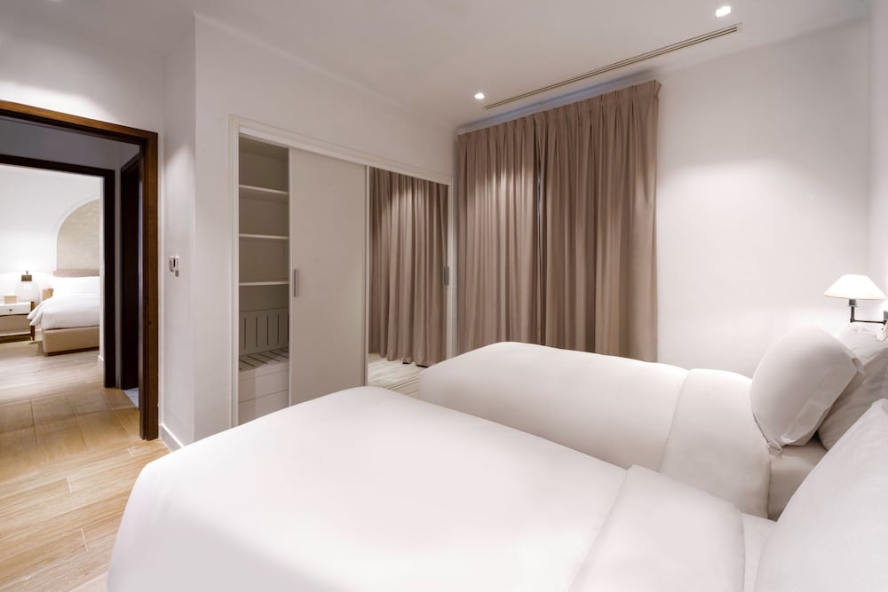 3BR APARTMENT