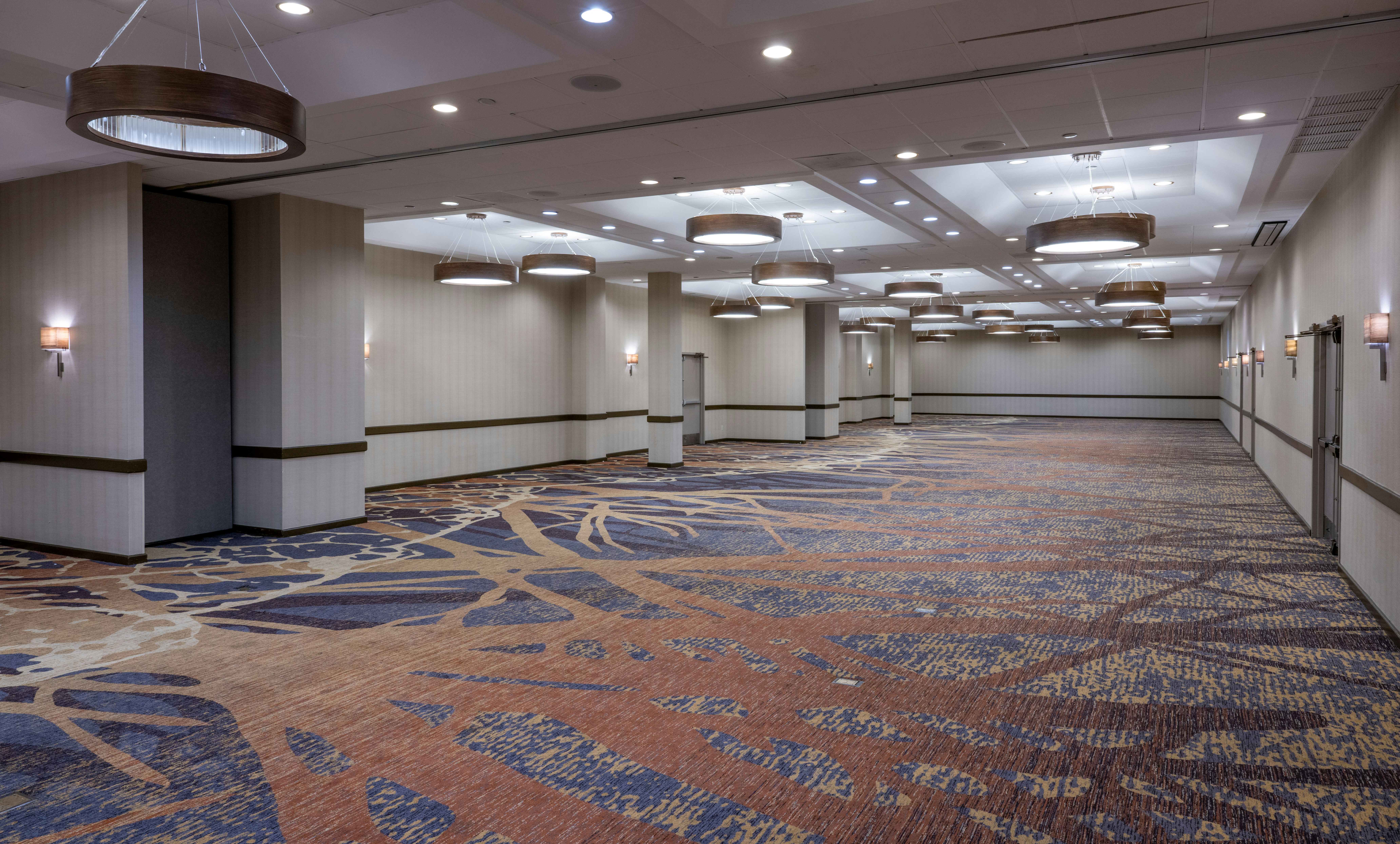 Embassy Suites by Hilton Seattle Bellevue 73/76