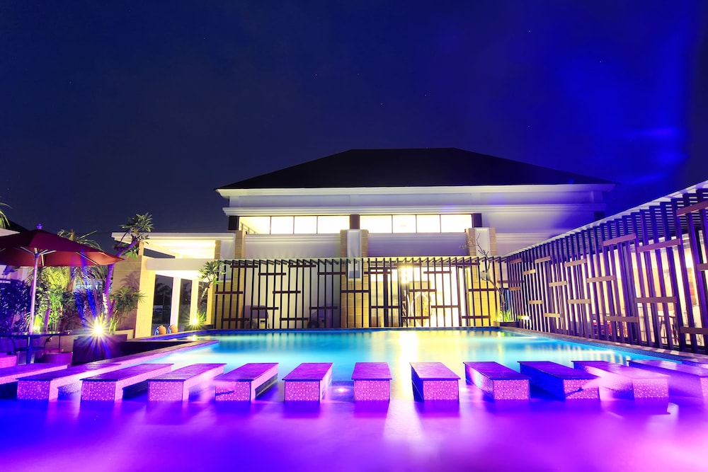 The Baliview Luxury Villas & Resto 5/43