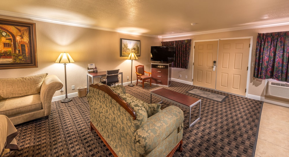 Edgewater Inn Reedley 22/31