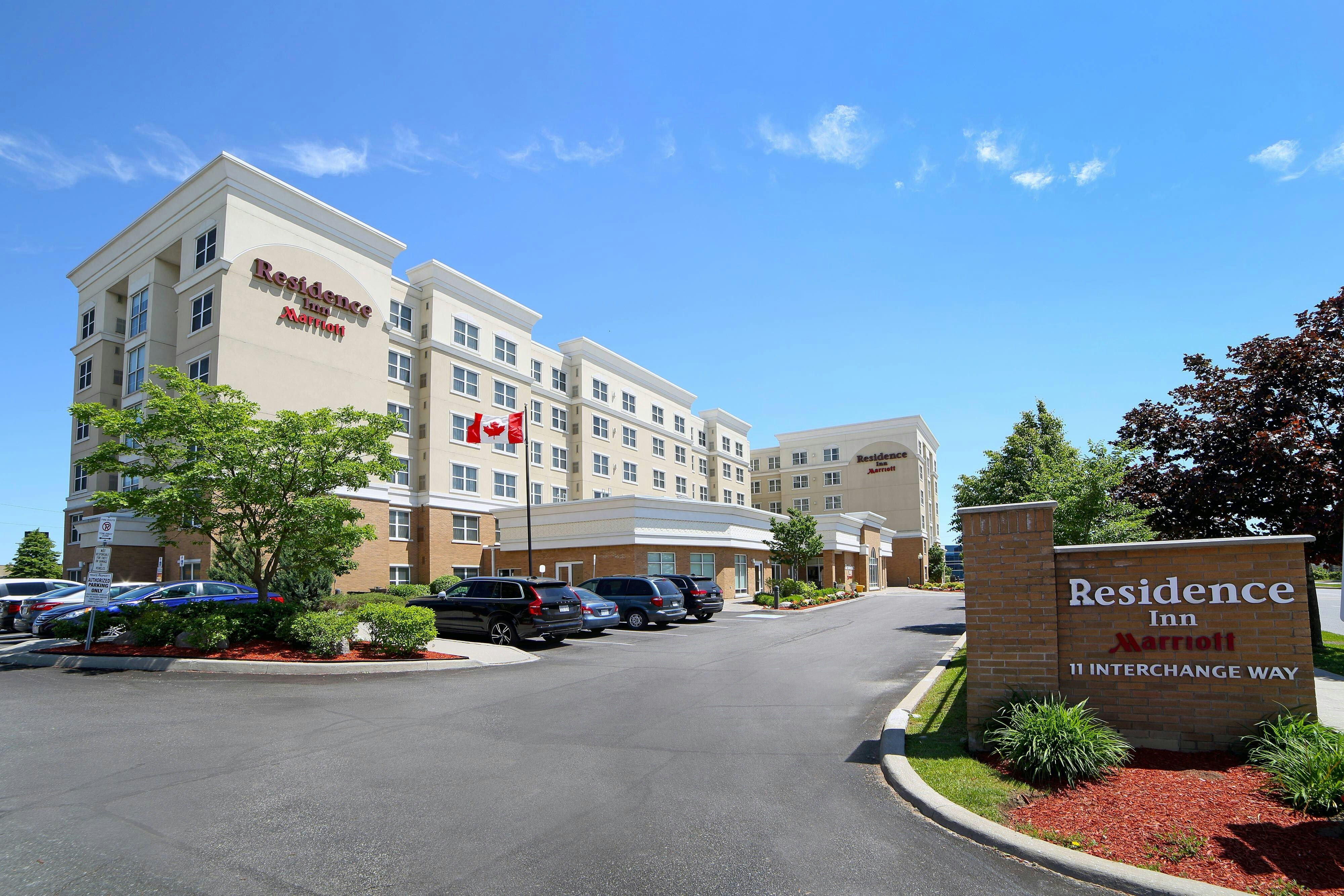 Residence Inn by Marriott Toronto Vaughan 14/16