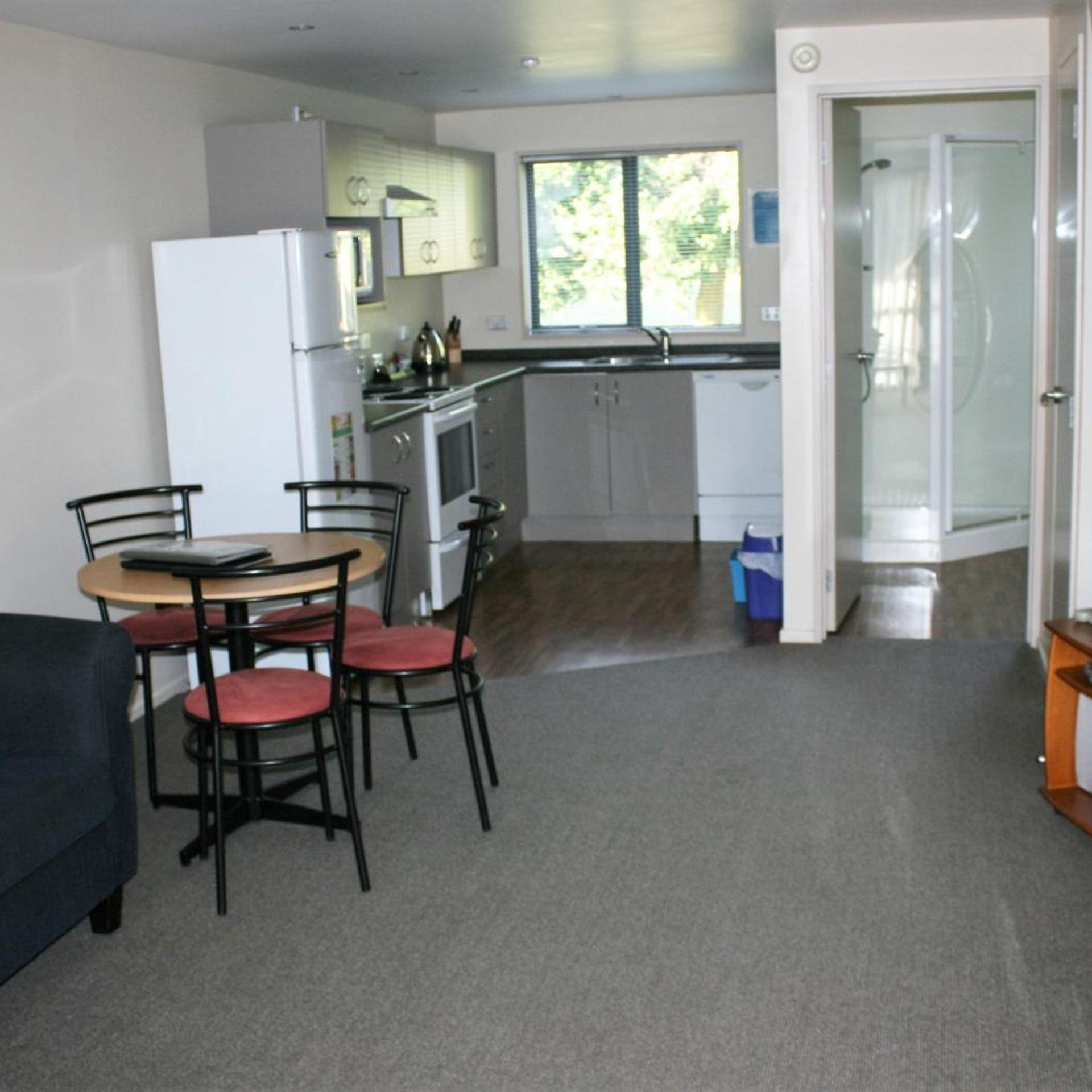 Fairway Motel & Apartments 35/50