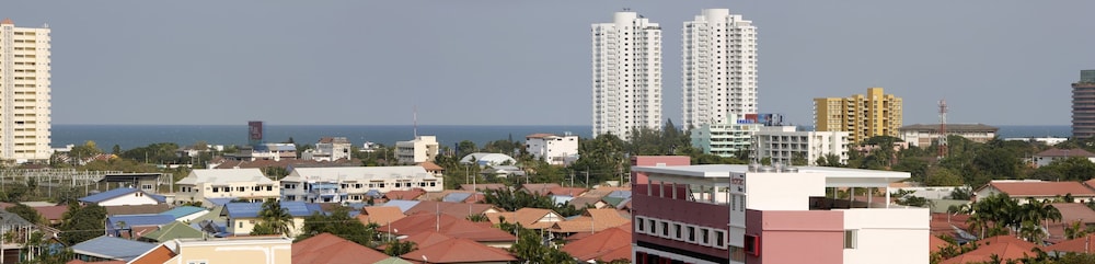 Initial Hua Hin 7/51