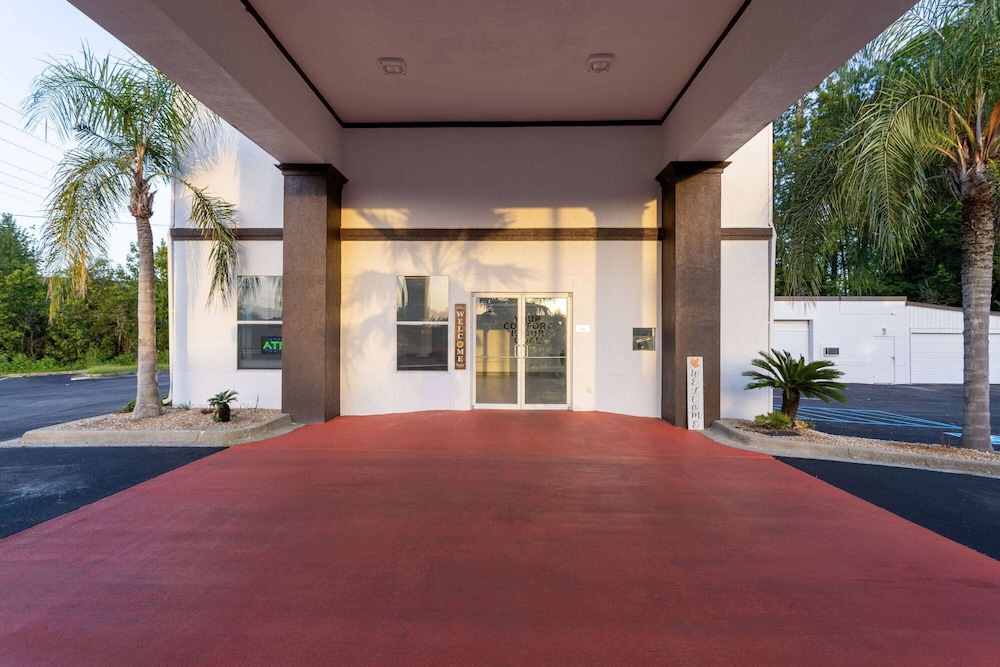 Travelodge by Wyndham Kingsland GA 12/61