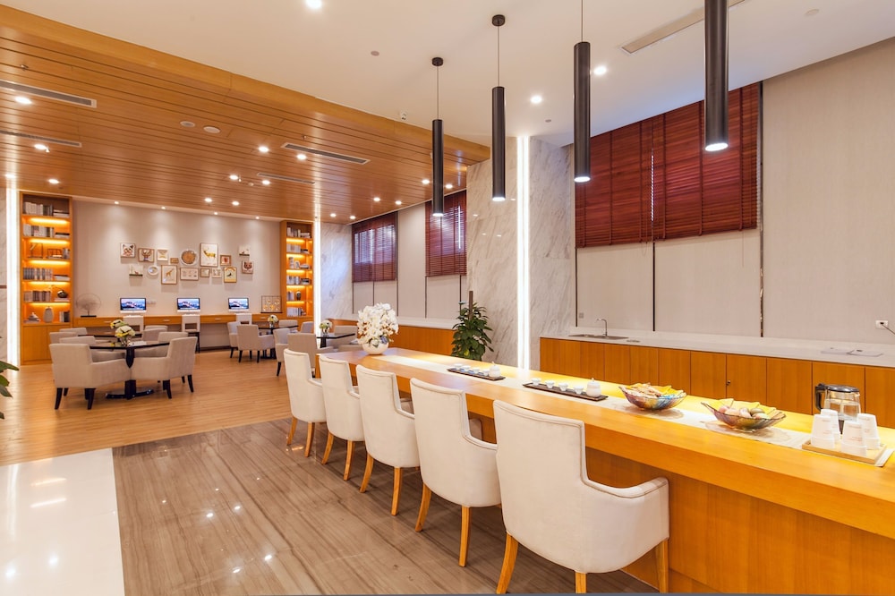 Suisse Place Hotel Residence Cmctaizhou 17/19