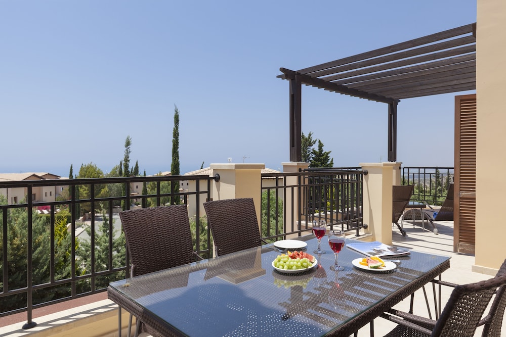 Aphrodite Hills Golf Spa Resort Residences Apartments 34/55