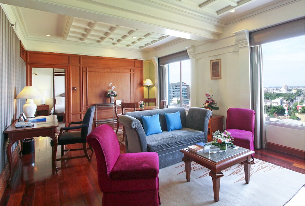 The Imperial Hotel And Convention Centre Korat 37/68