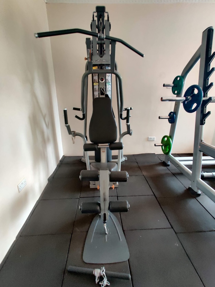 Longview Suites 25/51